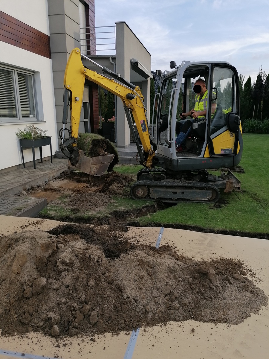 budowa tarasu w poznaniu wykonanie wykopu.jpg